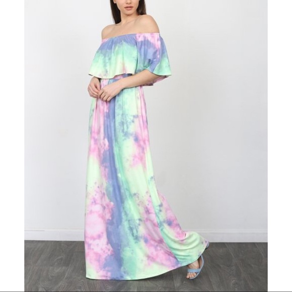 Plus Size Tie-Dye Off-Shoulder Maxi Dress - Picture 2 of 5